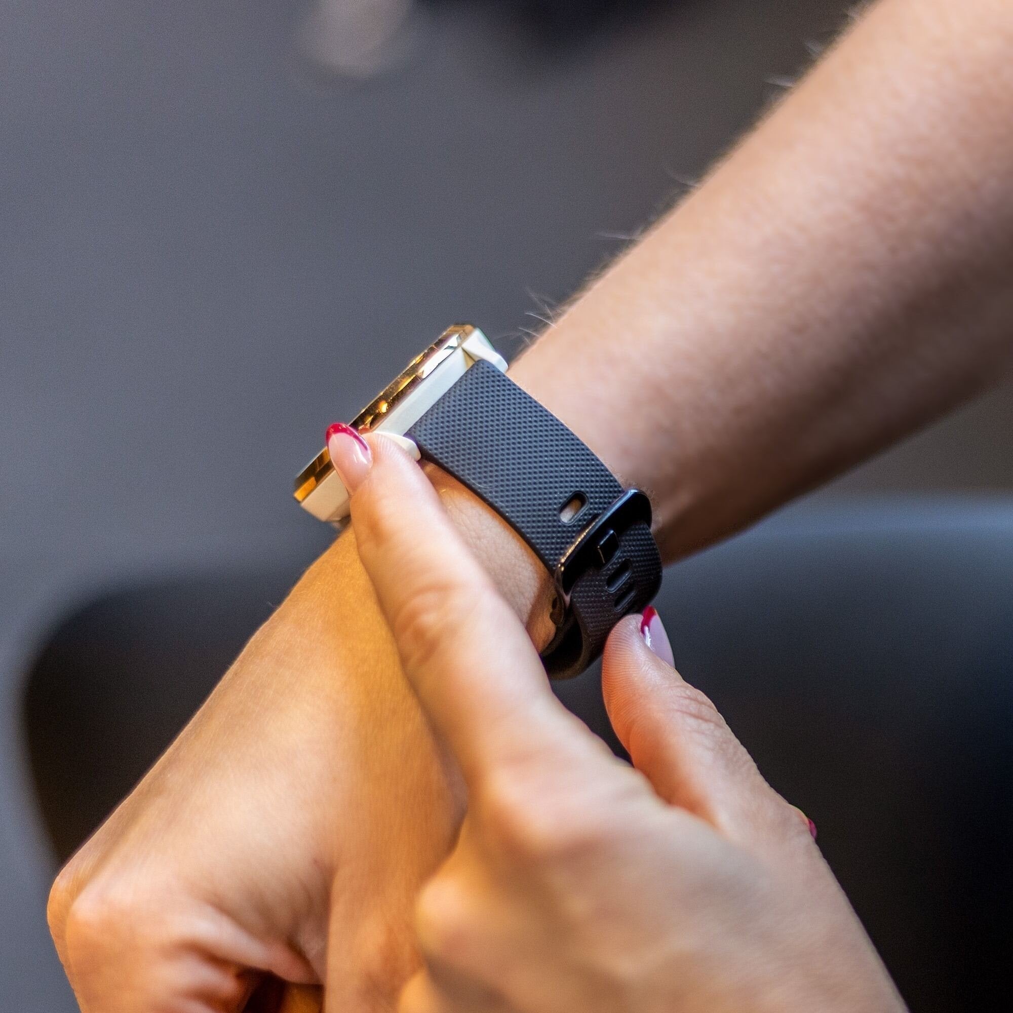 Durable Black Silicone Strap For Ignite 2 Polar Smartwatch