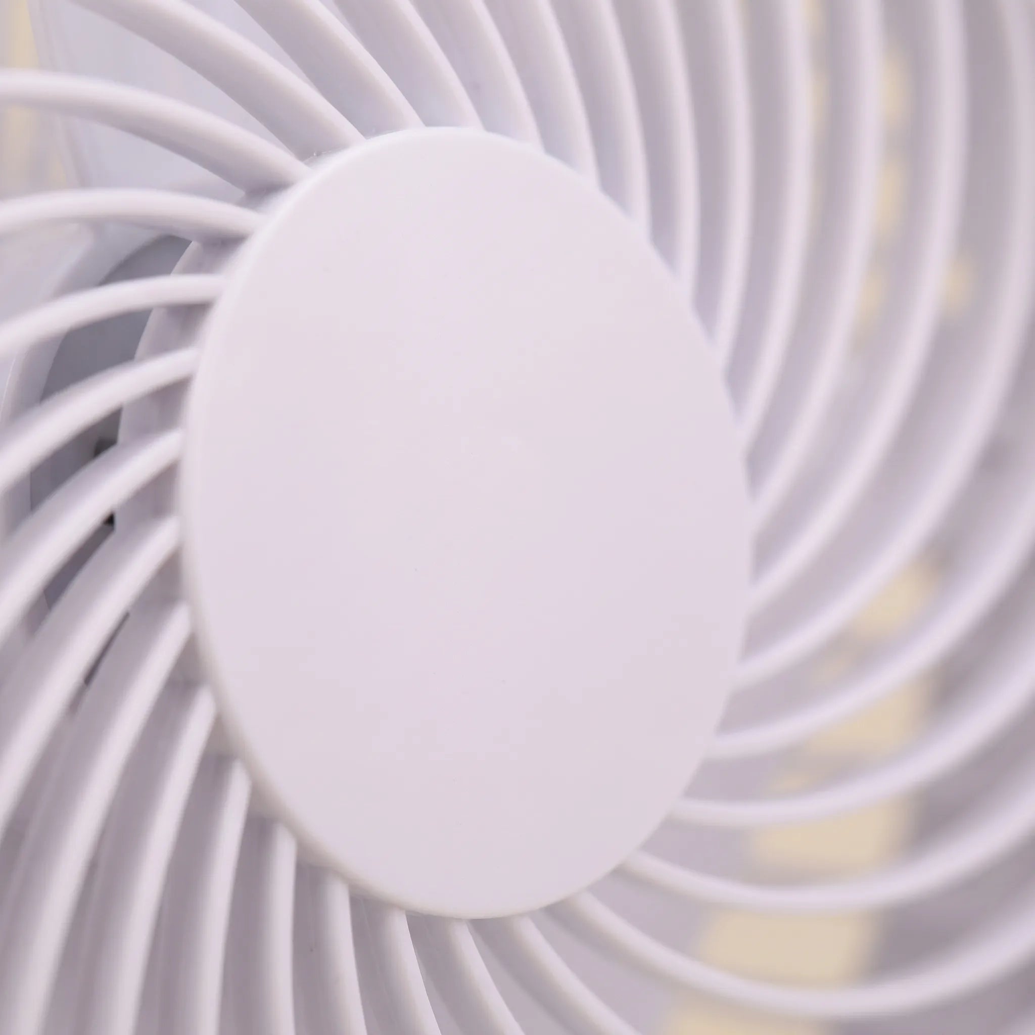 Compact USB Clip Fan -  Targeted Personal Cooling - Ormexis