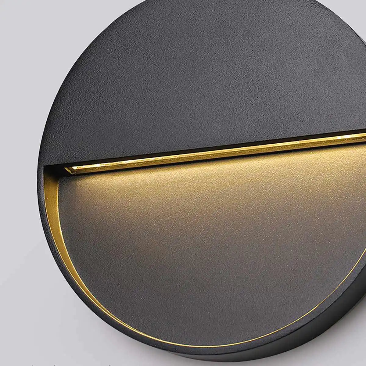 Outdoor Wall Light With Round Or Square Shape Waterproof Exterior Fixture