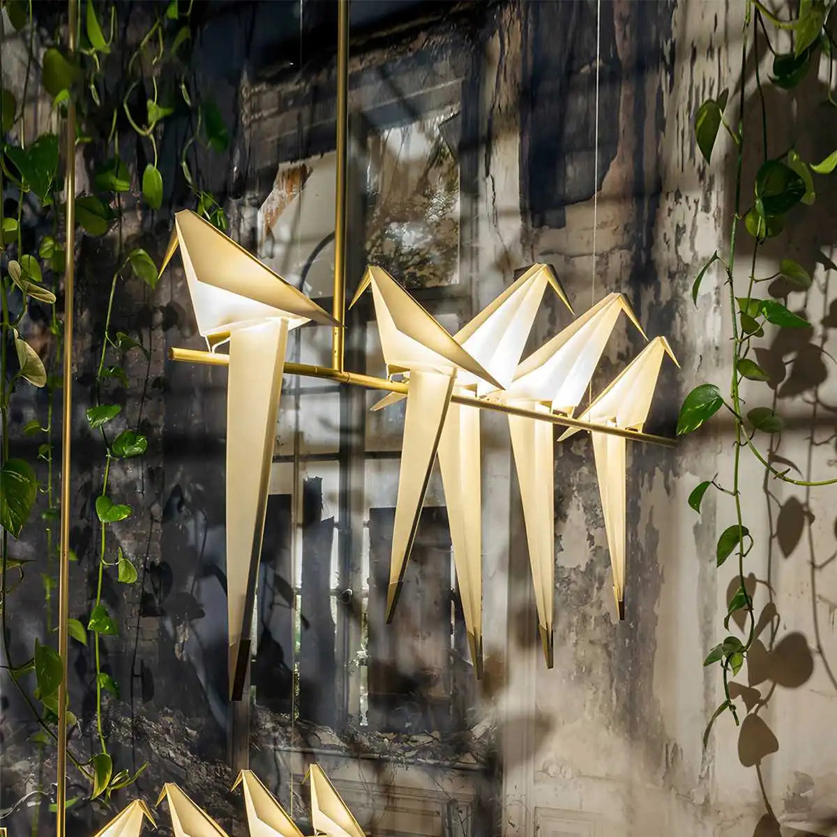 Elegant Dining Room Chandelier With Paper Crane Birds