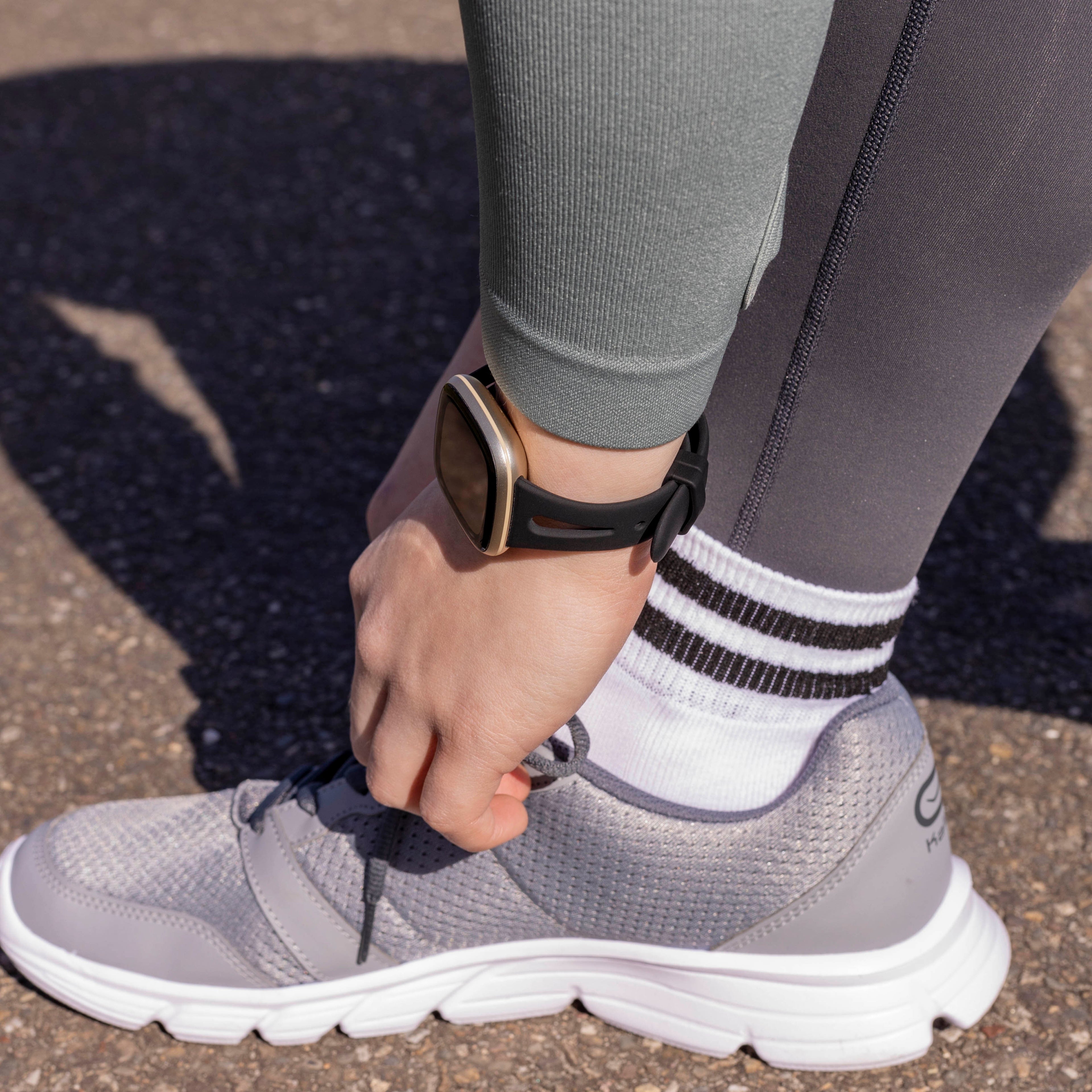 Fitbit Versa 4 Black Premium Silicone Band For Everyday Wear