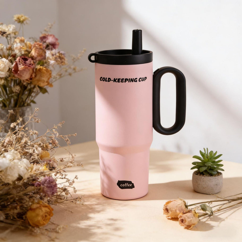 Gender-Neutral Mug With Built-In Straw For Cold Drinks