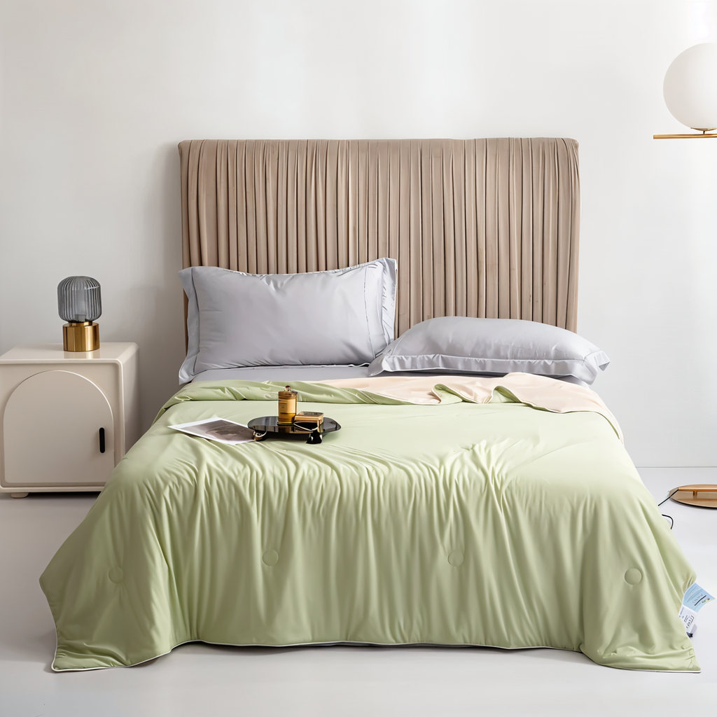 SnowPlume Cooling Blanket, Reversible Bed Cover, Hypoallergenic Comfort for Hot Sleepers