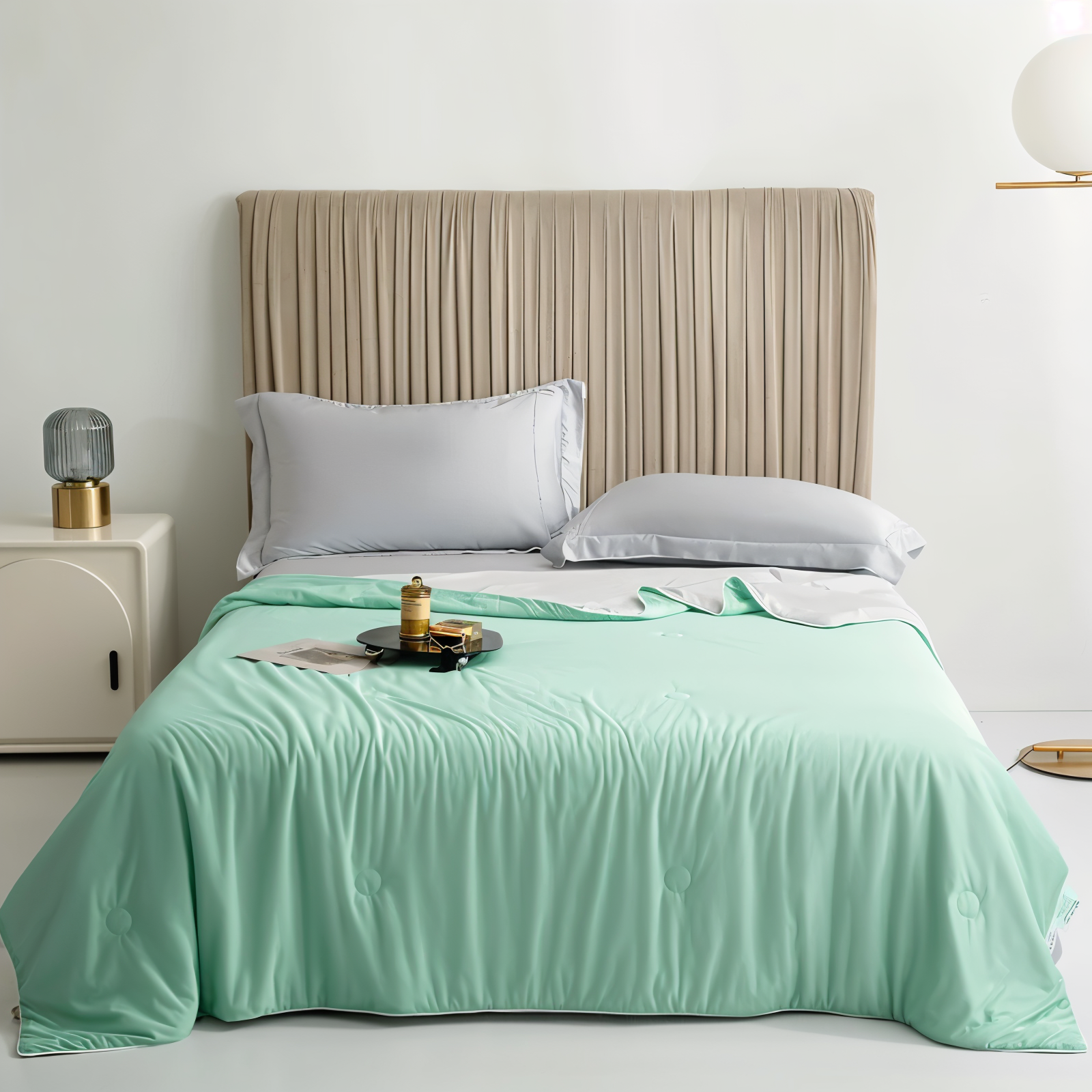 SnowPlume Cooling Blanket, Reversible Bed Cover, Hypoallergenic Comfort for Hot Sleepers