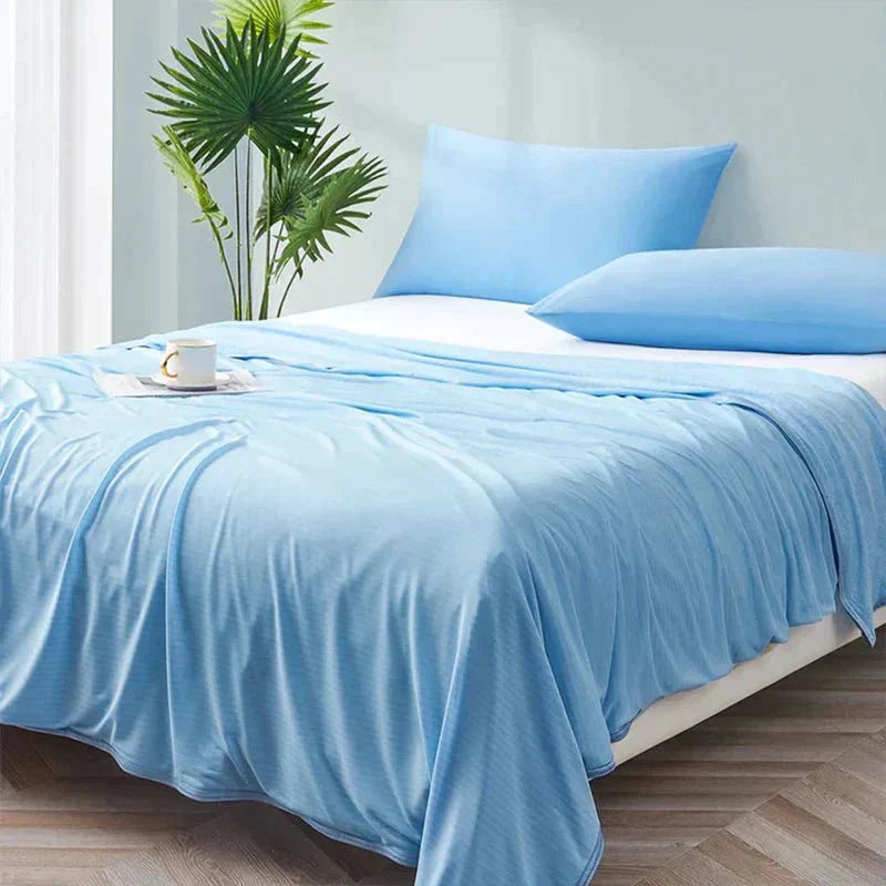 IceFabric Cotton Cooling Blanket For Lightweight Breathable Sleep