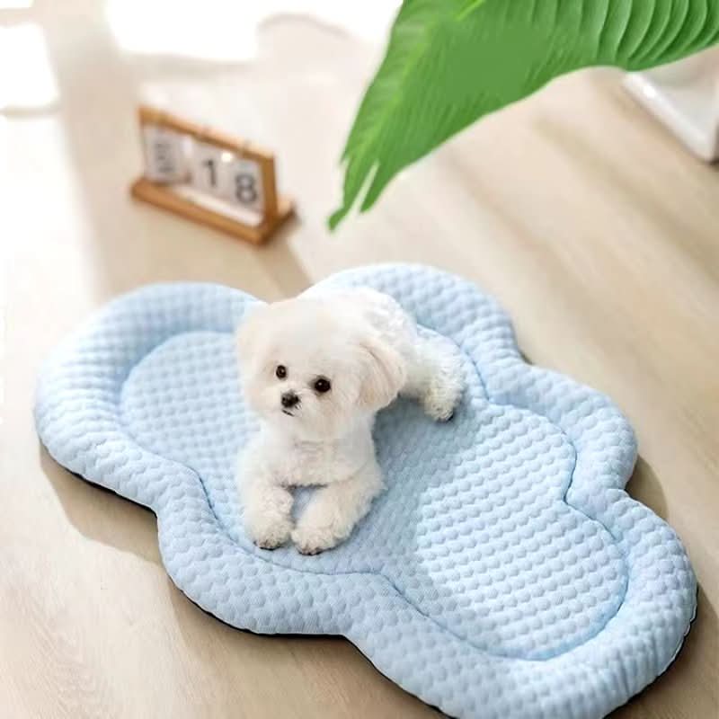 Pet Cooling Mat With Temperature Regulating Fibers For All Seasons