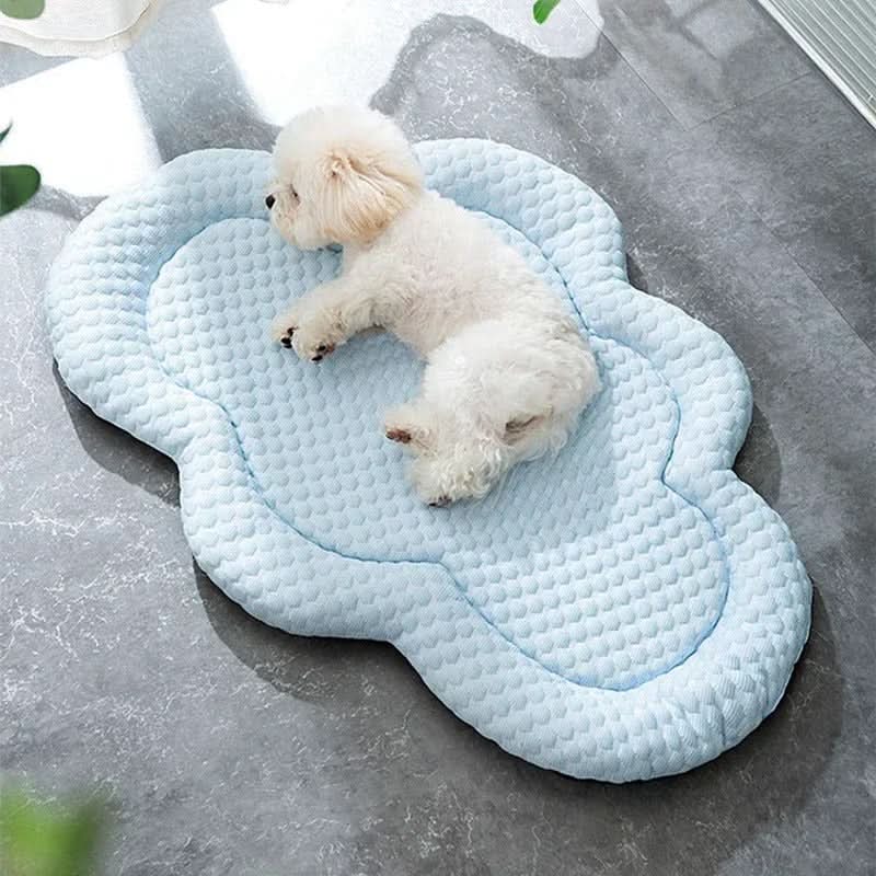 Pet Cooling Mat With Temperature Regulating Fibers For All Seasons