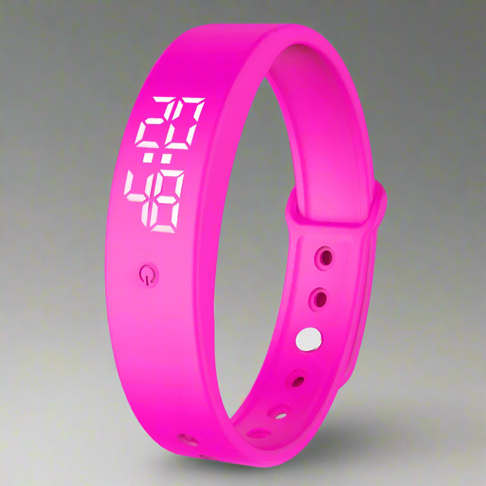 Digital Fitness Smartwatch With Waterproof Build And Haptic Alerts For Active Living