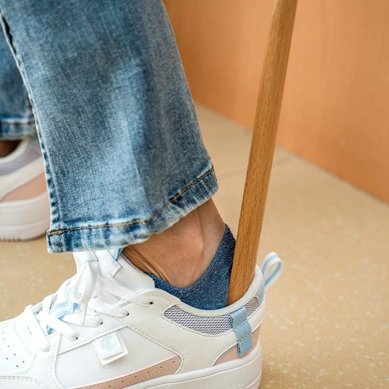 EagleGrip Extra-Long Shoe Horn With Ergonomic, Durable Design For Easy Shoe Wearing