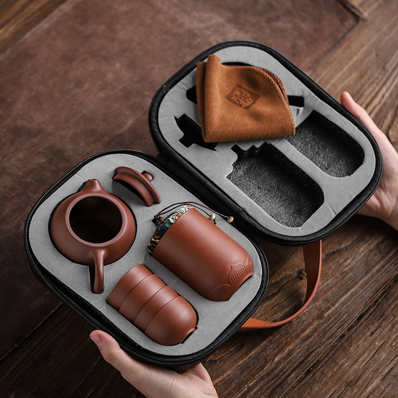 Minimalist Ceramic Teapot Collection With Four Cups And Storage