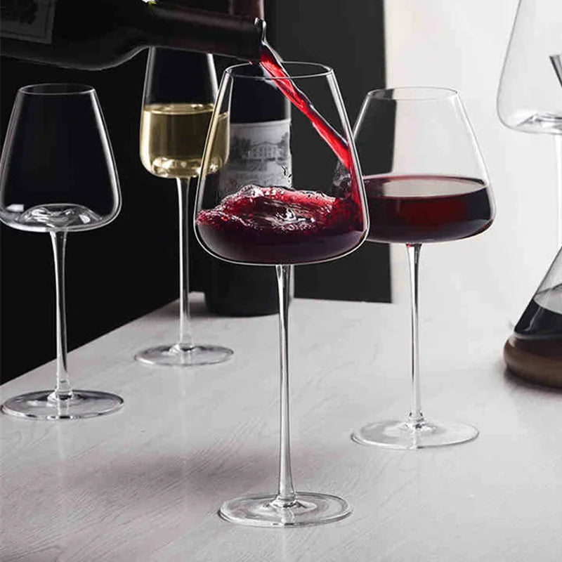 Elegant Crystal Glassware Set With Leadless Design For Special Occasions