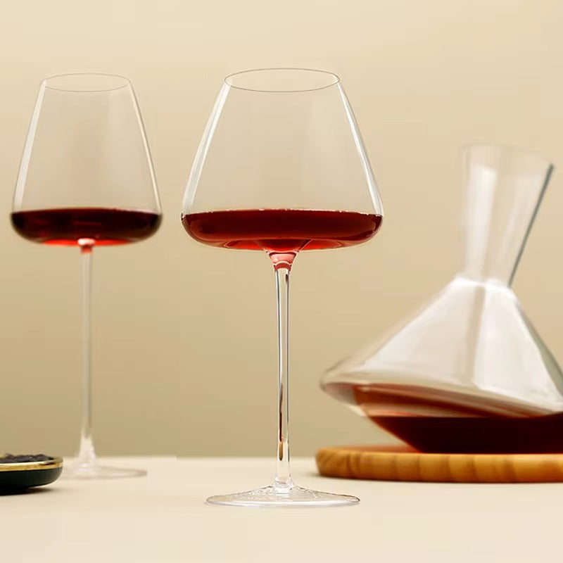 Elegant Crystal Glassware Set With Leadless Design For Special Occasions