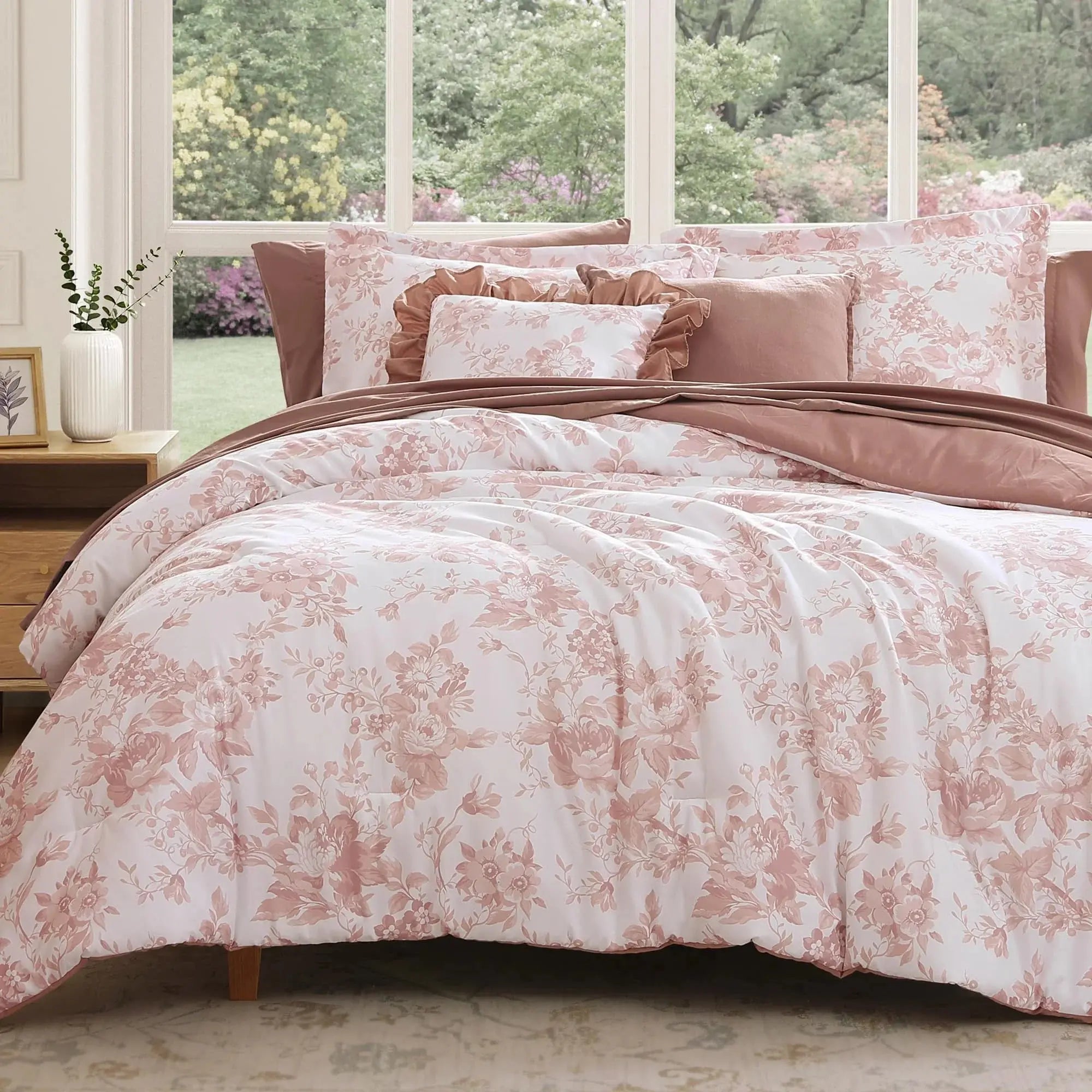 Floral Duvet Covering With Soft Microfiber And Hidden Zipper For Cozy Bedroom Style