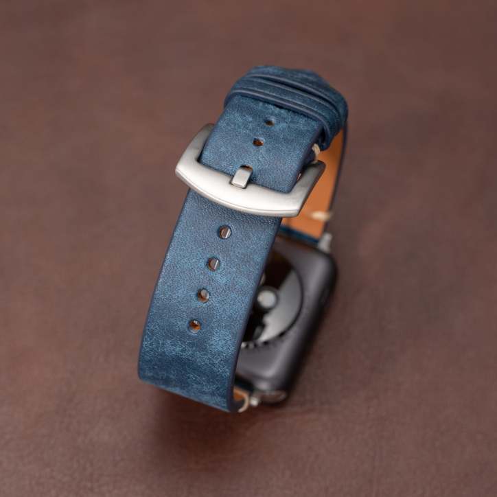 Premium Leather Strap For Apple Watch With Timeless Craftsmanship