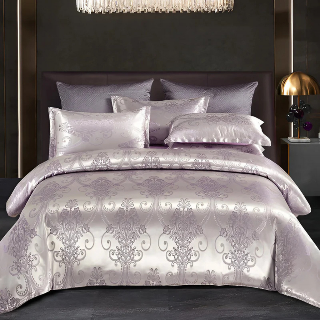 Floral Duvet Cover In Satin For Luxurious Sleep Comfort