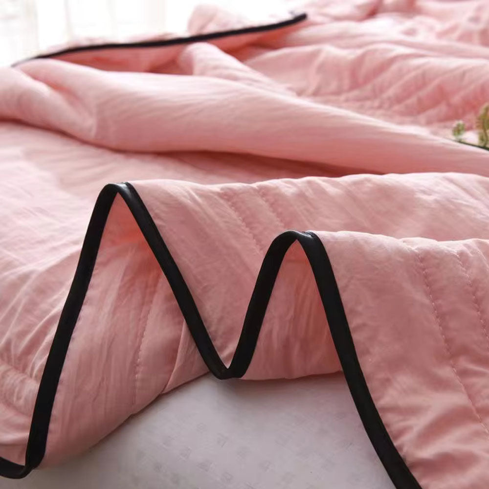 EverChill Cooling Blanket With Lightweight Hypoallergenic Fabric For Hot Sleepers