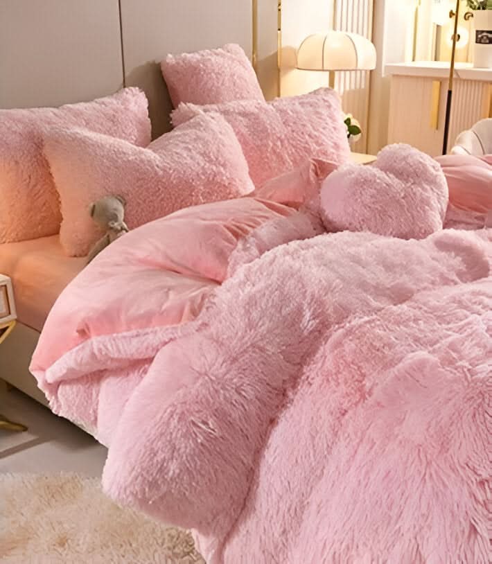 FLUFFUREST Plush Fleece Bedding Set For Year Round Comfort
