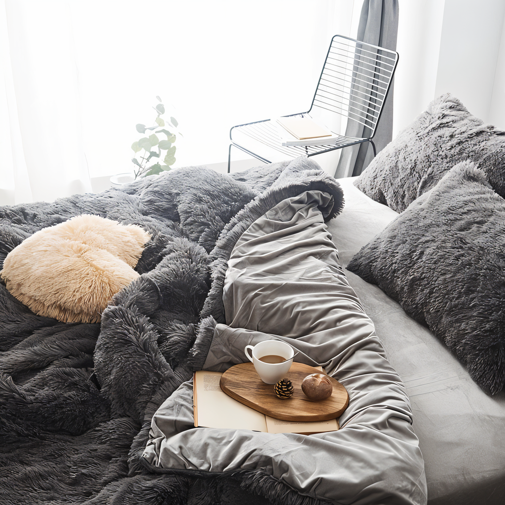 FLUFFUREST Plush Fleece Bedding Set For Year Round Comfort