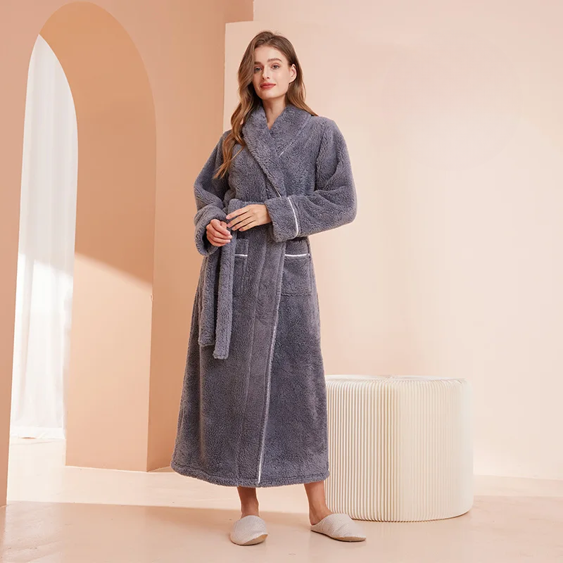 Men's Flannel Bathrobe With Adjustable Belt For Cold Winter Days