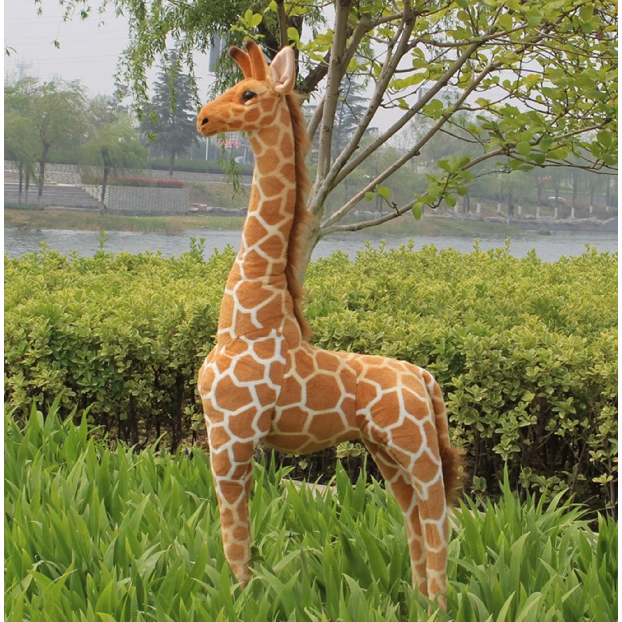 Oversize Giraffe Plush Toy For Warm Cuddles And Playtime