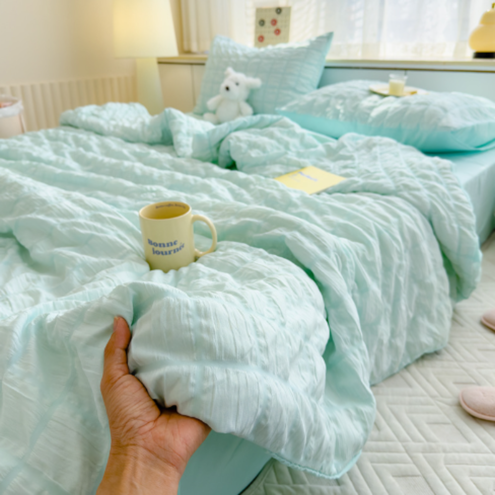 IYA Lightweight Heating Blanket With Breathable Softness For Summer Comfort