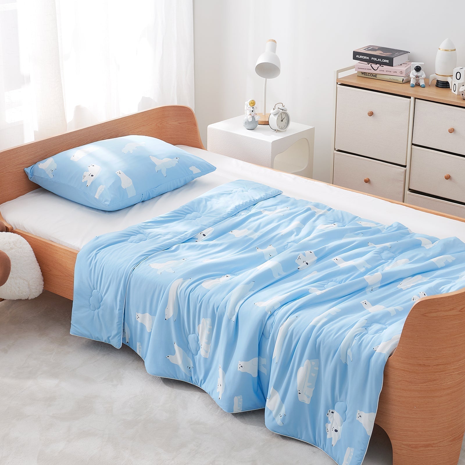 Outlast Technology Kids Comforter, Temperature-Regulating, Soft And Breathable