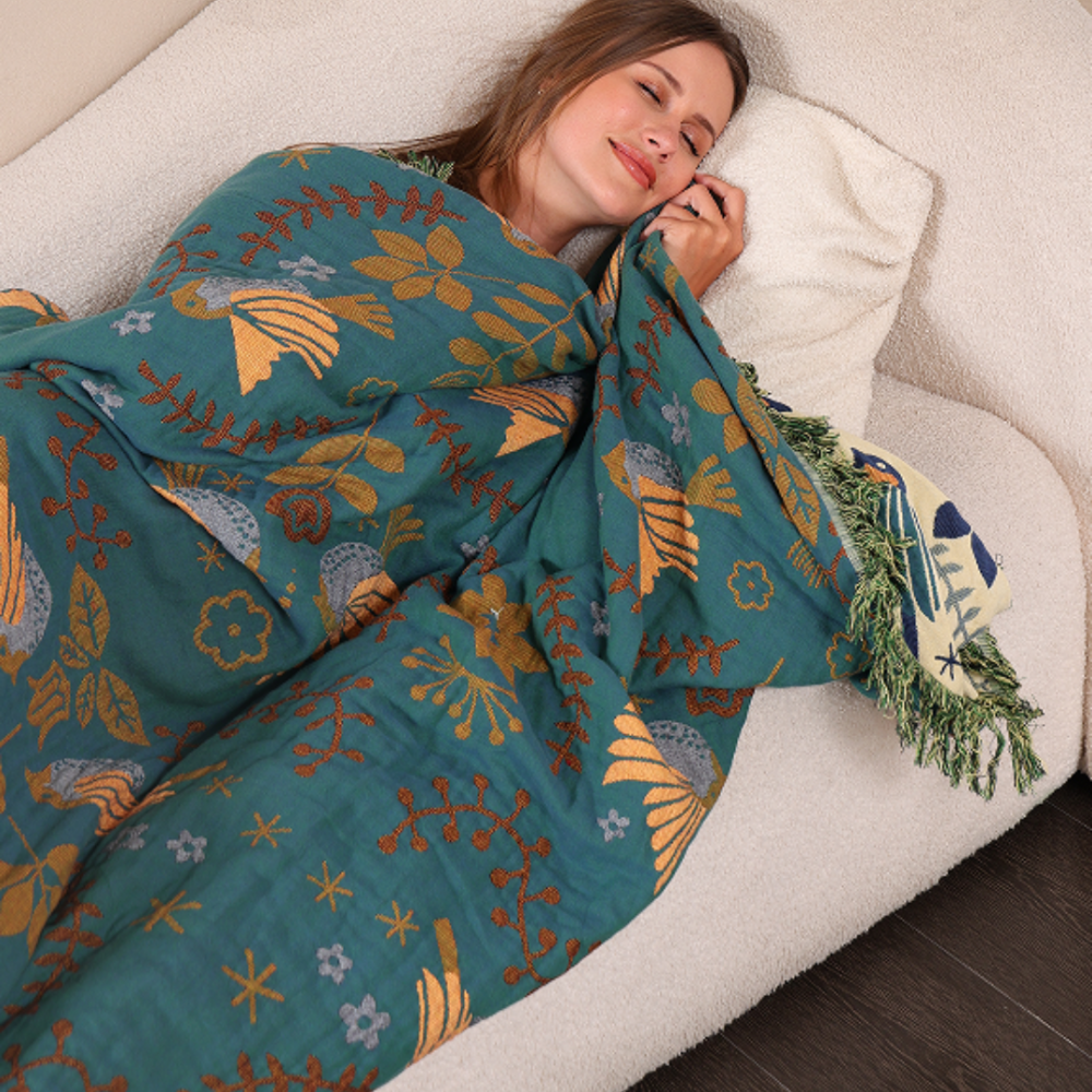 Layered Comfort Reversible Blanket For Cozy Room Decor