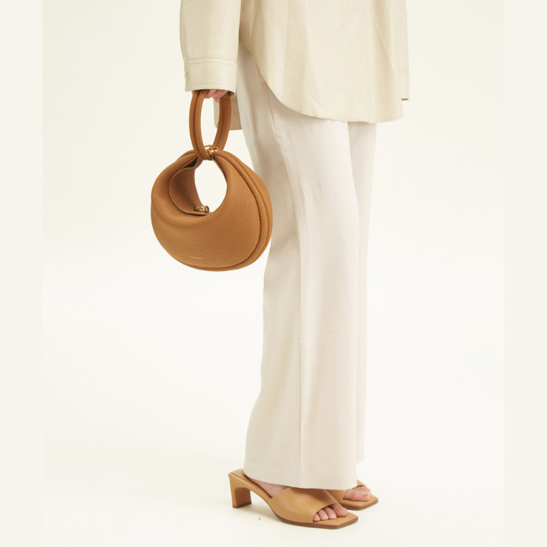 Luna Full-Grain Leather Tote Bag With Carry Options In Four Ways Timeless Elegance