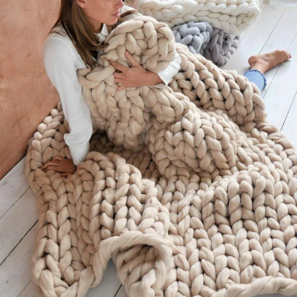 LuxeWool Chunky Wool Yarn For Cozy Blankets And Cushions With Fluffy Texture