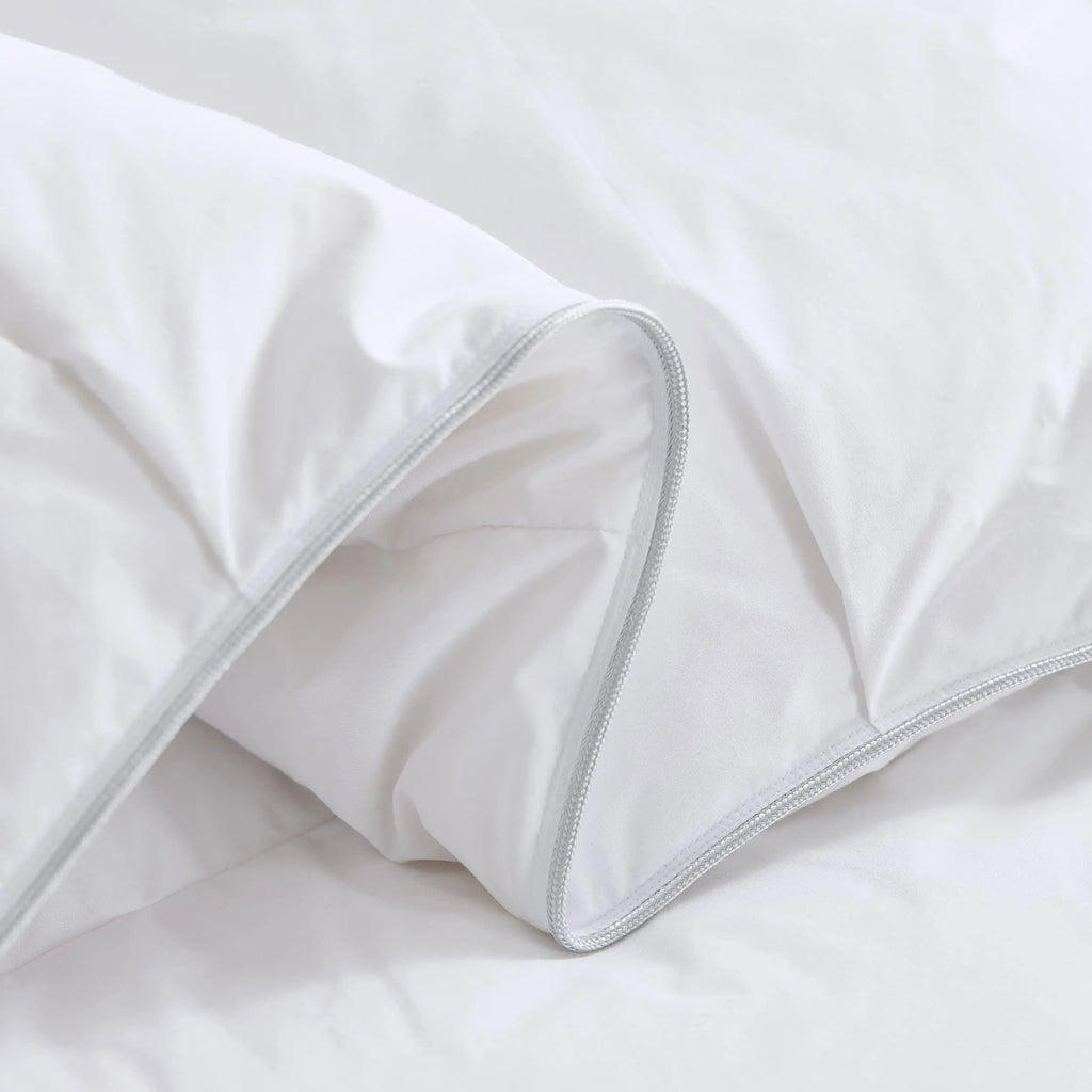 Luxurious Goose Down Duvet With Pinch Pleat For All-Season Comfort