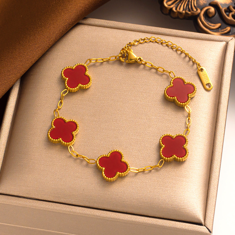 Nature's Charm Adjustable Chain Clover Bracelet For Timeless Style