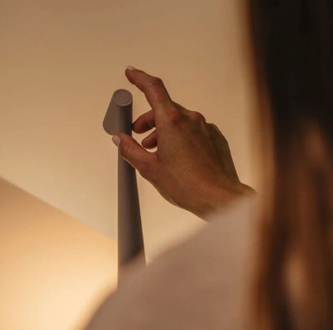 Nordic Style Cordless LED Desk Light With Touch Dimming
