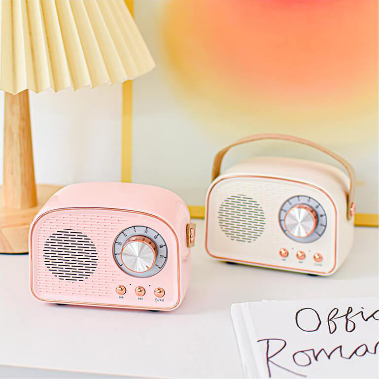 NostalgiaWave Classic Bluetooth Speaker With Vintage Radio Look And Rich Sound