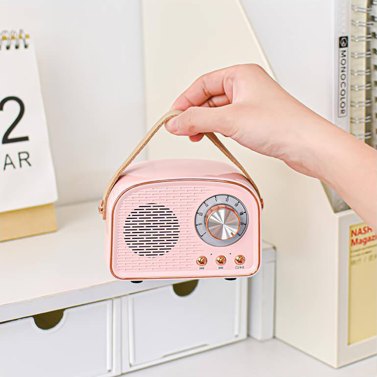 NostalgiaWave Classic Bluetooth Speaker With Vintage Radio Look And Rich Sound