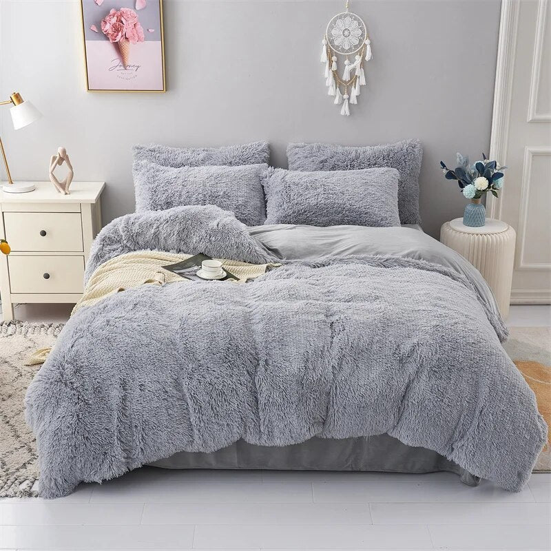 FuzzyHaven Velvet Fleece Plush Duvet Cover All Season Comfort