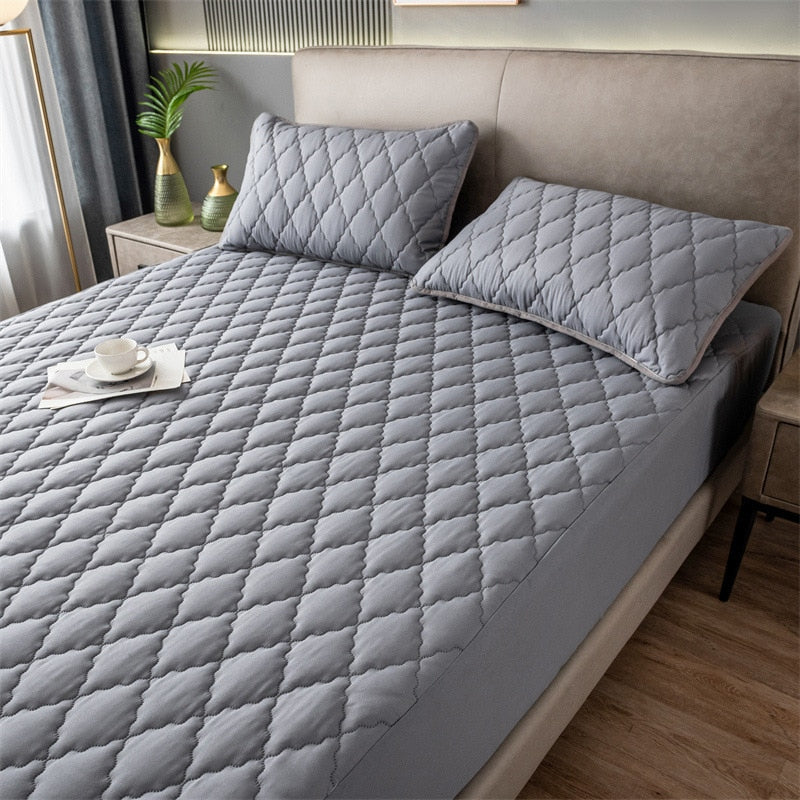 Waterproof Mattress Protector With Anti-Slip Design For Maximum Mattress Protection