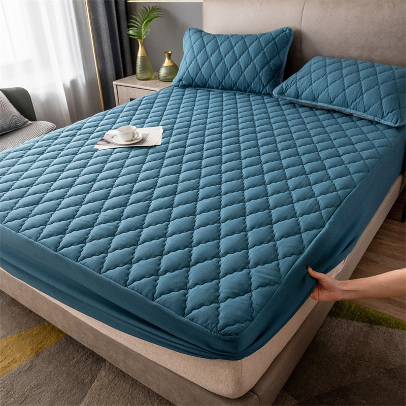 Waterproof Mattress Protector With Anti-Slip Design For Maximum Mattress Protection