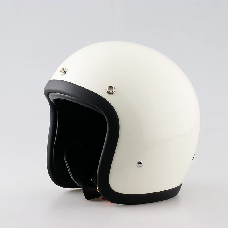 Retro Style Helmet With DOT And ECE Certification For Modern Riders