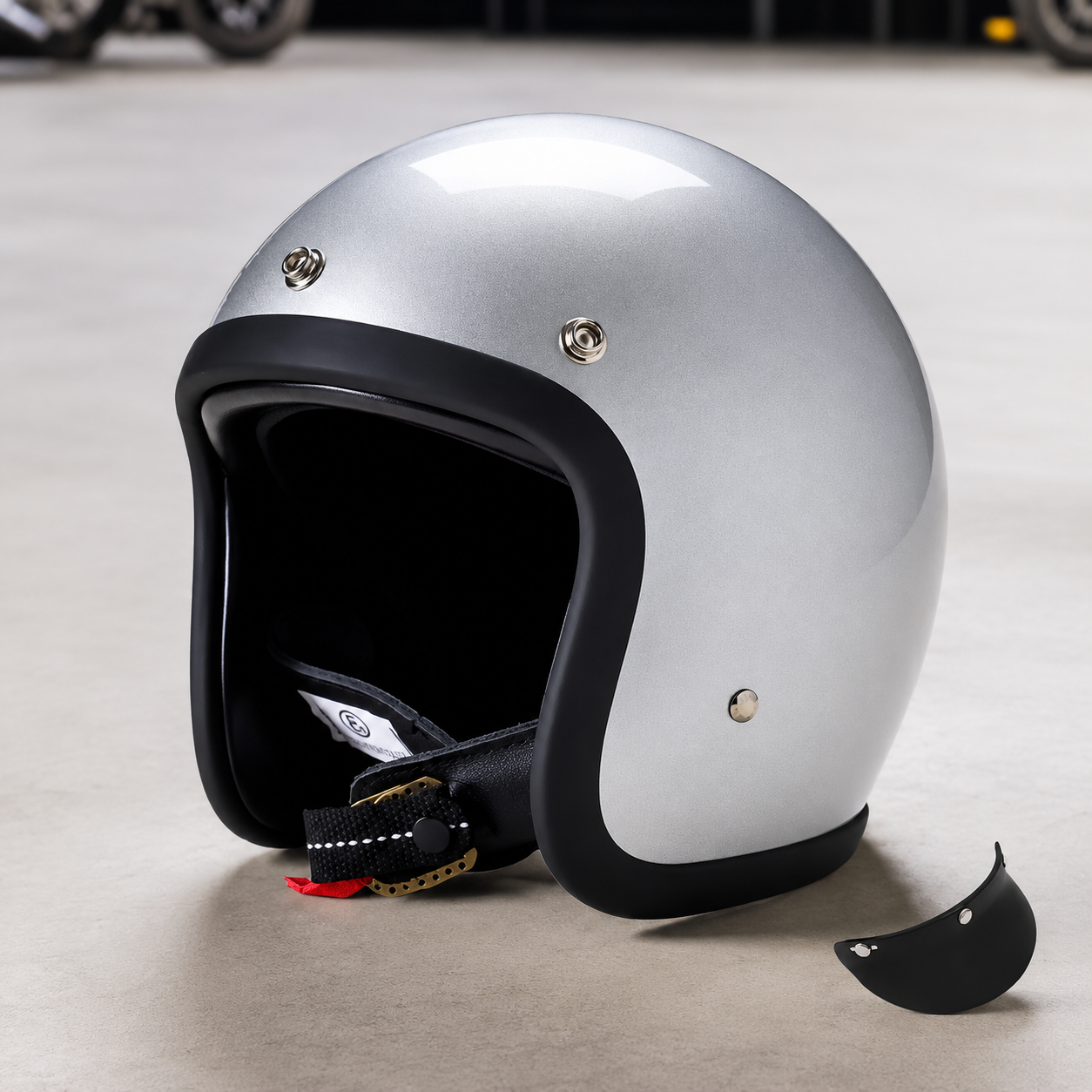 Retro Style Helmet With DOT And ECE Certification For Modern Riders
