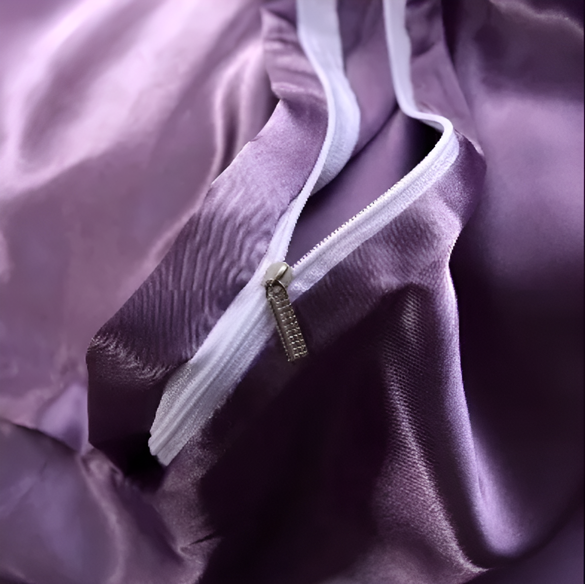 SereniSoft Hypoallergenic Silk Bedding From Mulberry For Restful Sleep Set