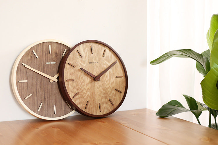 Timeless Elegance Contemporary Wall Clock With Quartz Movement