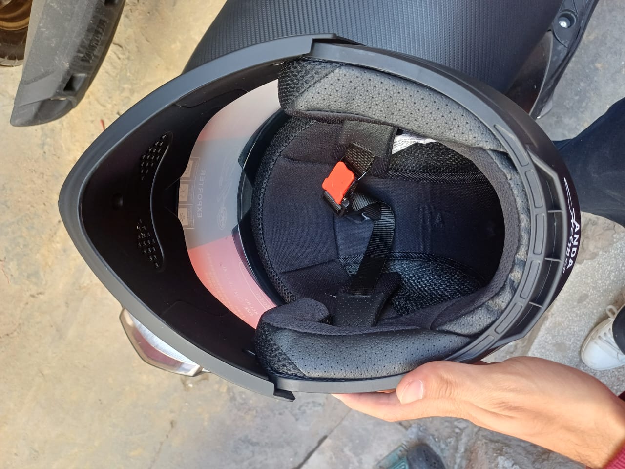 Ultimate Riding Gear Full Face Helmet With Durable Impact Shell For Safe Journeys