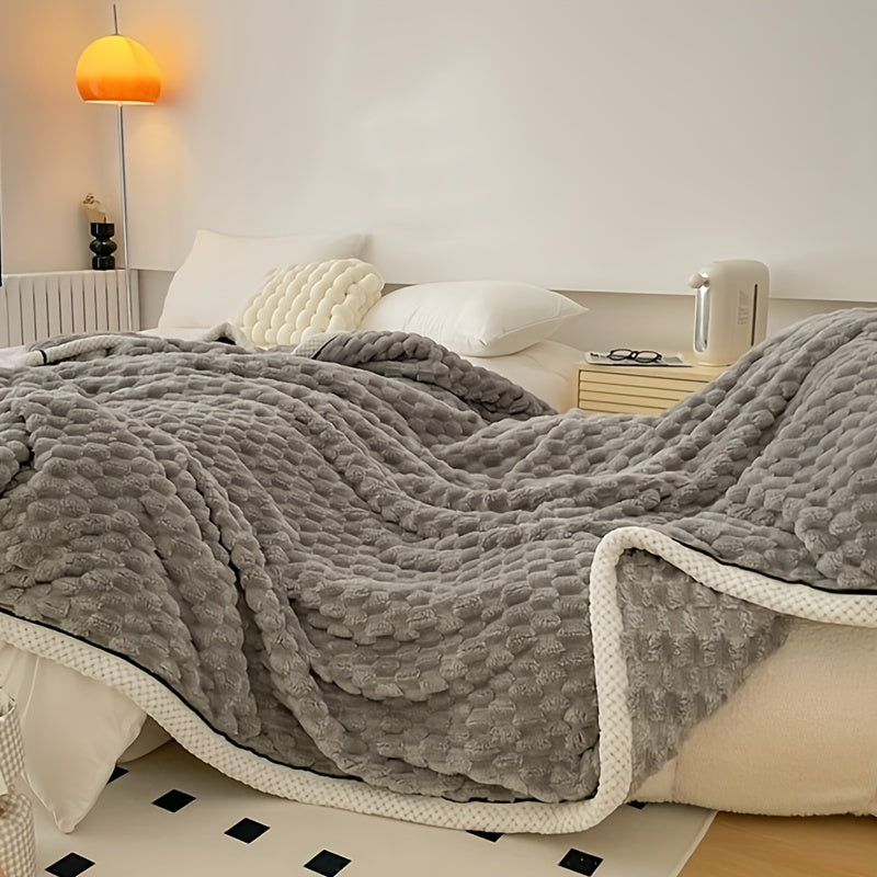 FluffHaven Ultra-Soft Microfiber Blanket Lightweight Comfort For All Ages