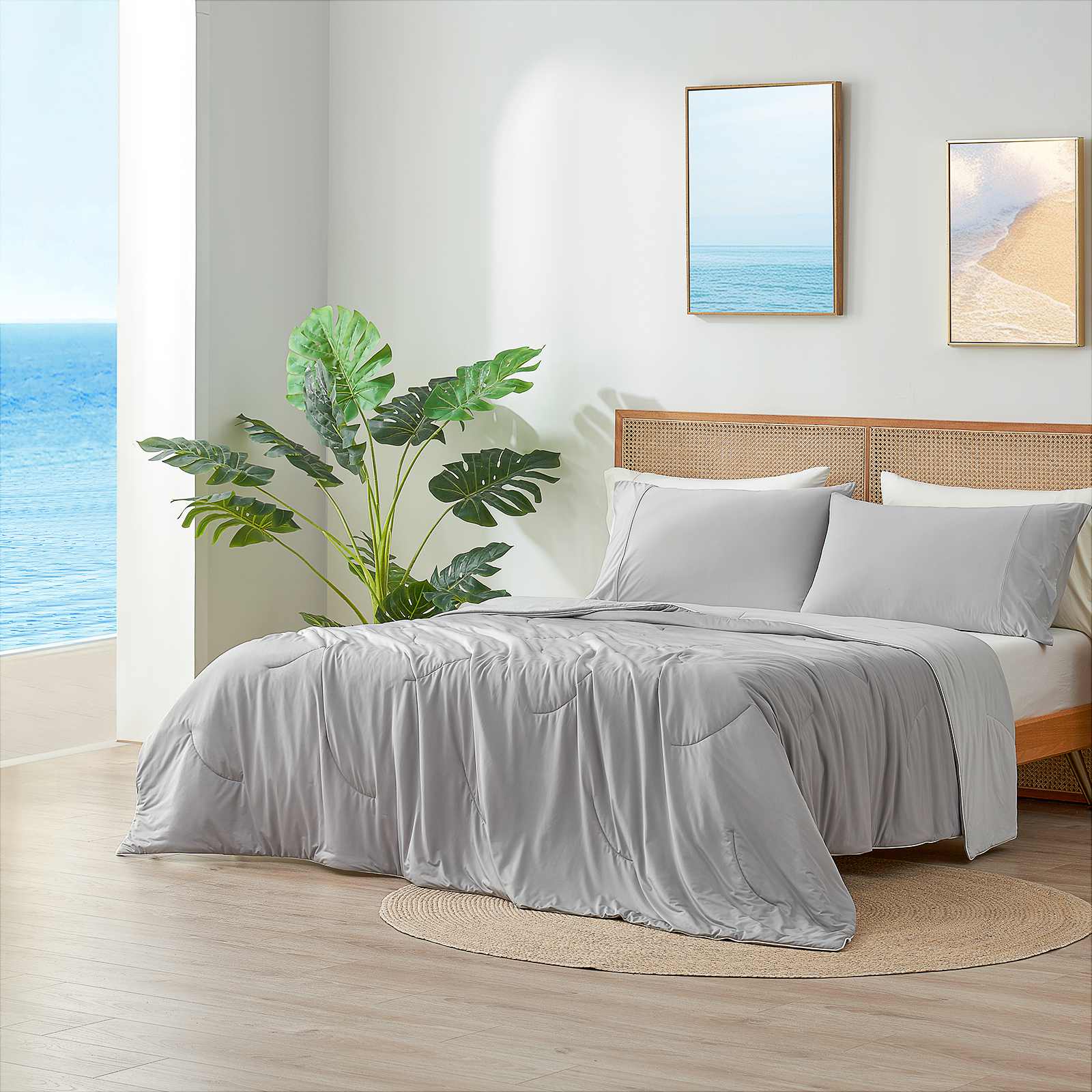 Ultra Cooling Comforter With Dual-Sided Construction For All-Season Comfort