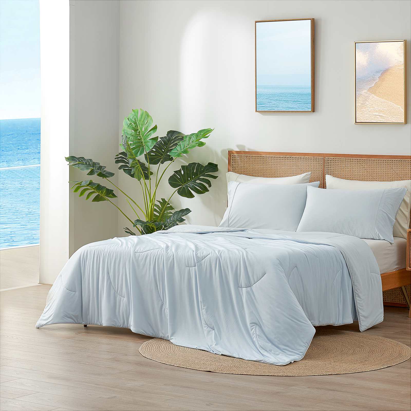 Ultra Cooling Comforter With Dual-Sided Construction For All-Season Comfort
