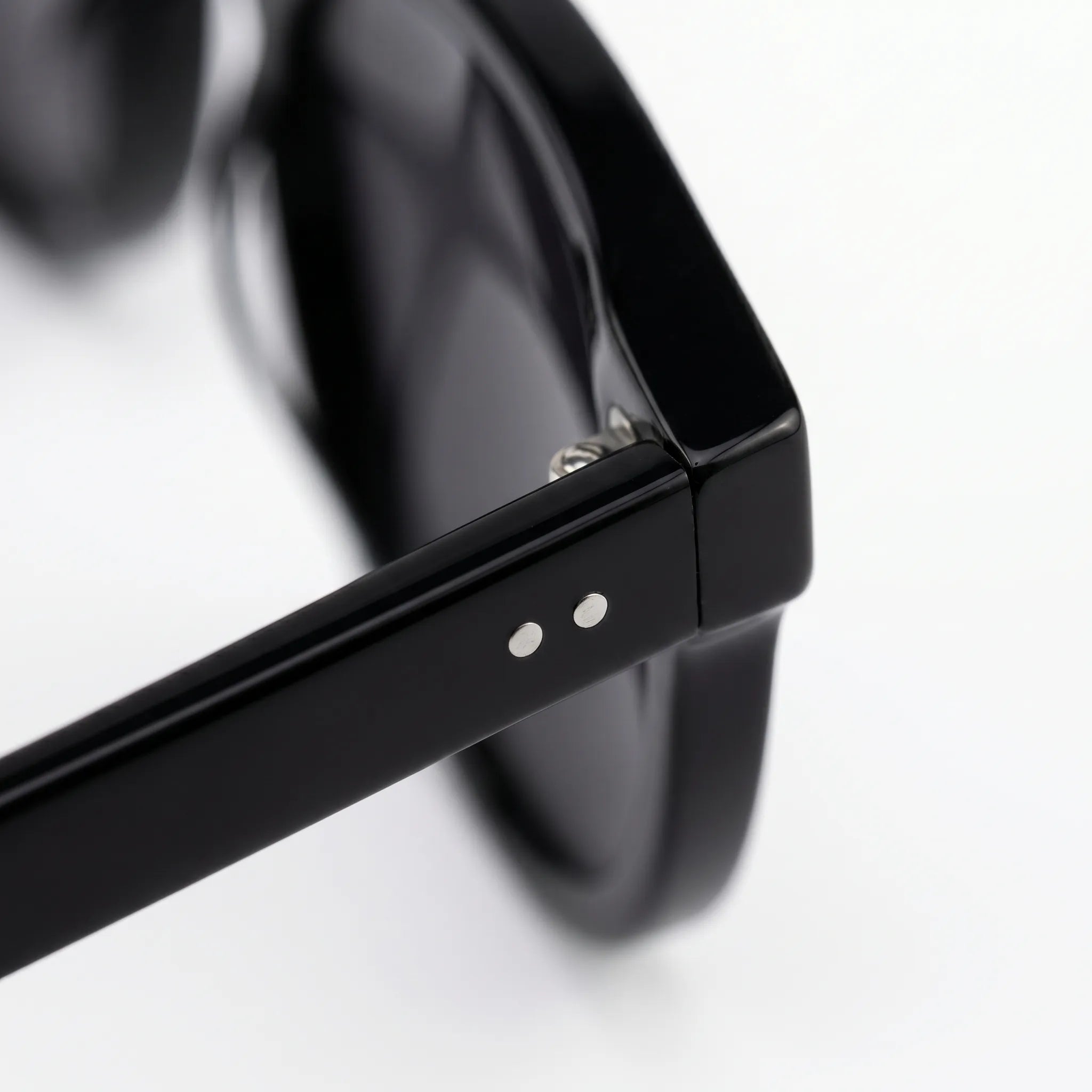 Round Retro Sunglasses -  Daily Commuting - Ormexis
