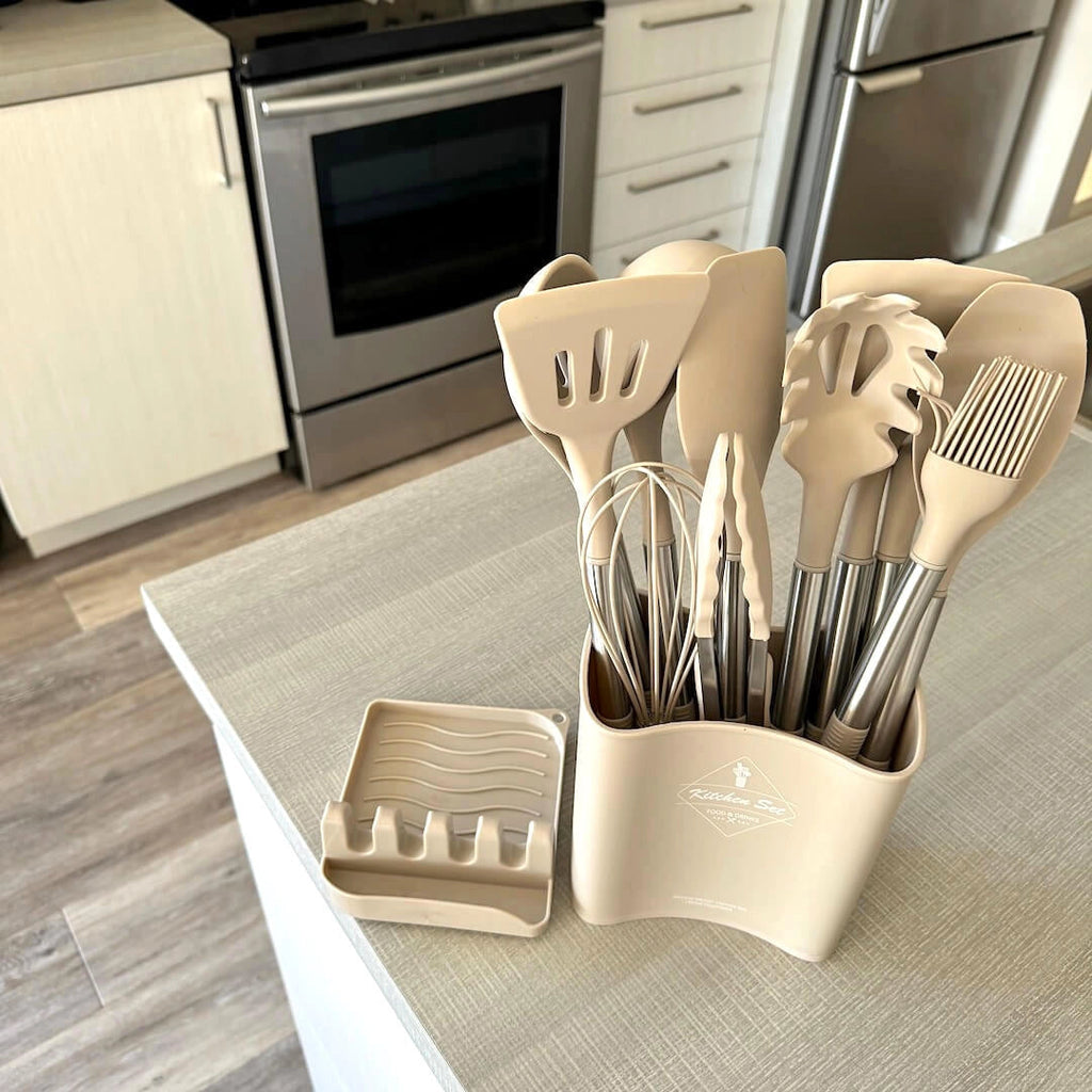 Versatile Silicone Utensil Set With 12 Essential Tools Heat Resistant And Nonstick