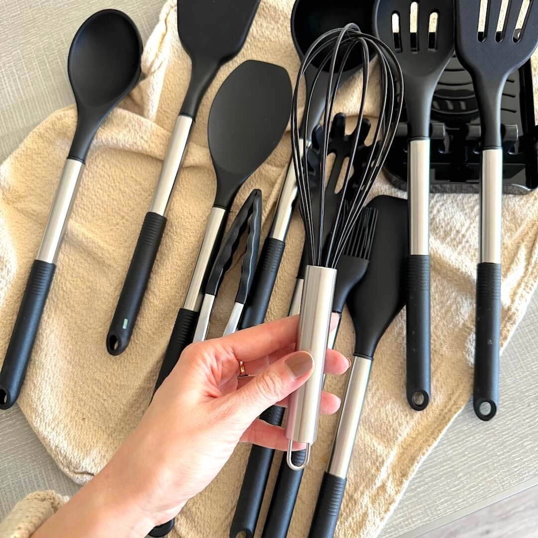 Versatile Silicone Utensil Set With 12 Essential Tools Heat Resistant And Nonstick