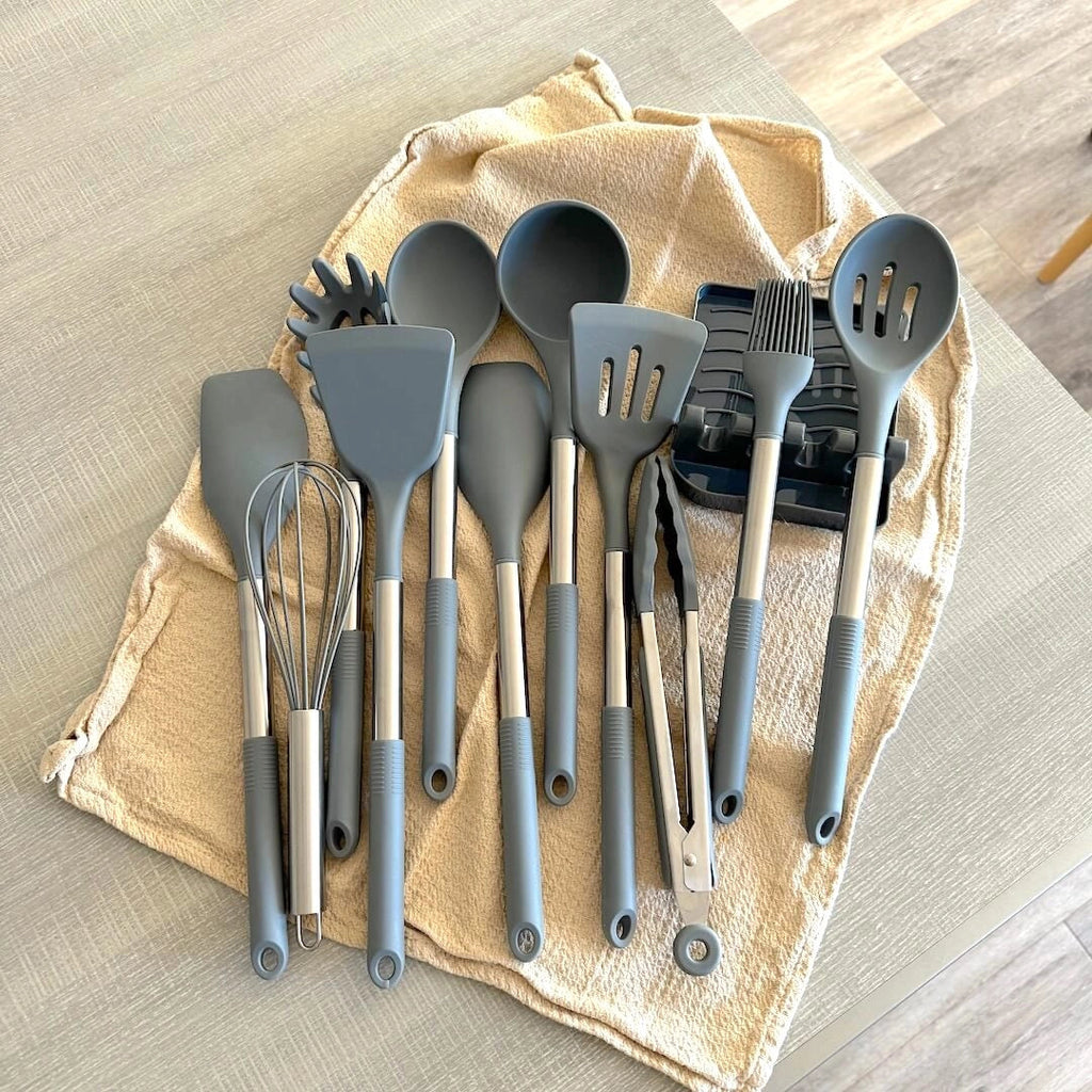Versatile Silicone Utensil Set With 12 Essential Tools Heat Resistant And Nonstick