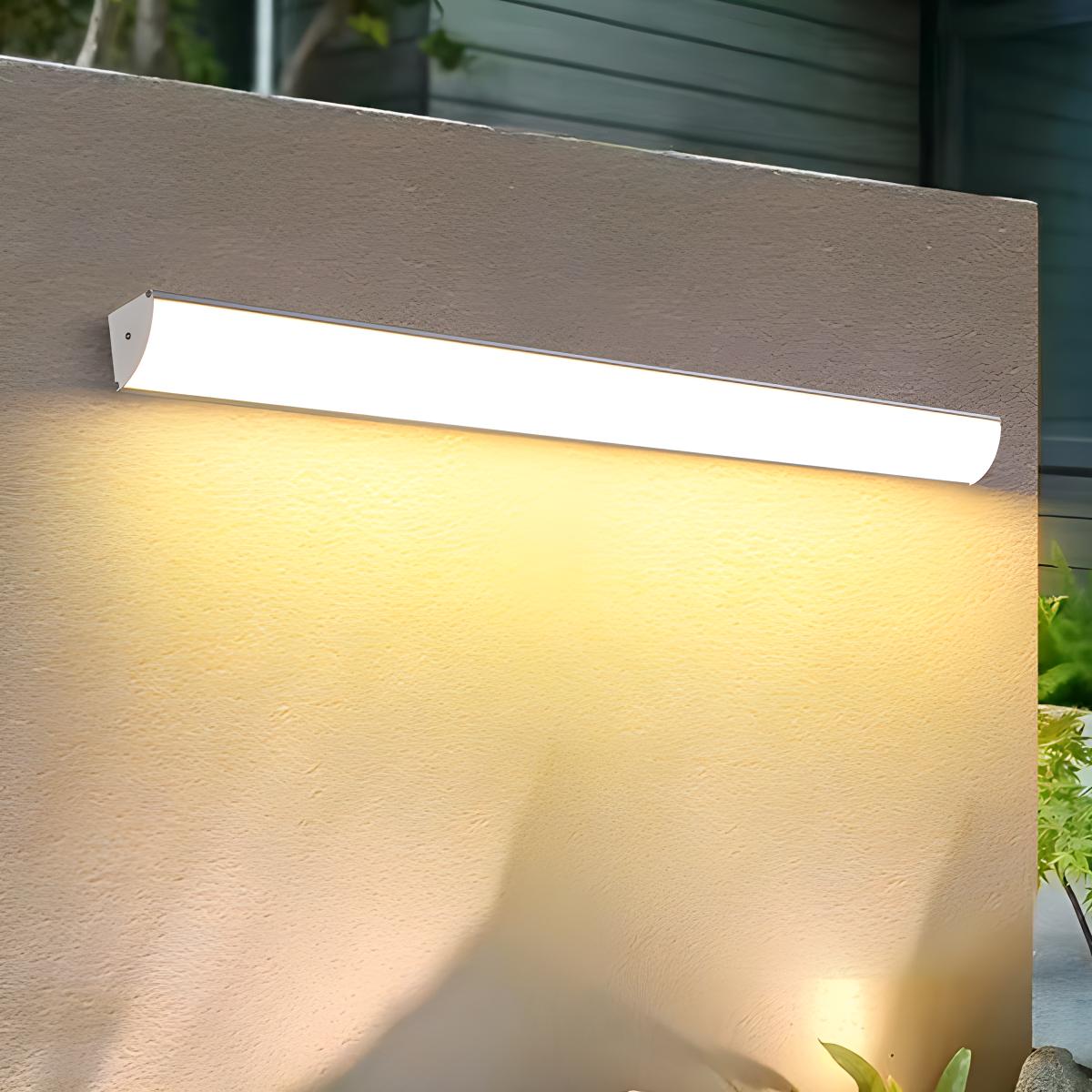 Weatherproof Outdoor Wall Light For Exterior Spaces
